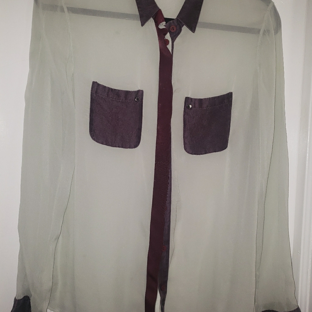 💜🤍Sheer Shirt